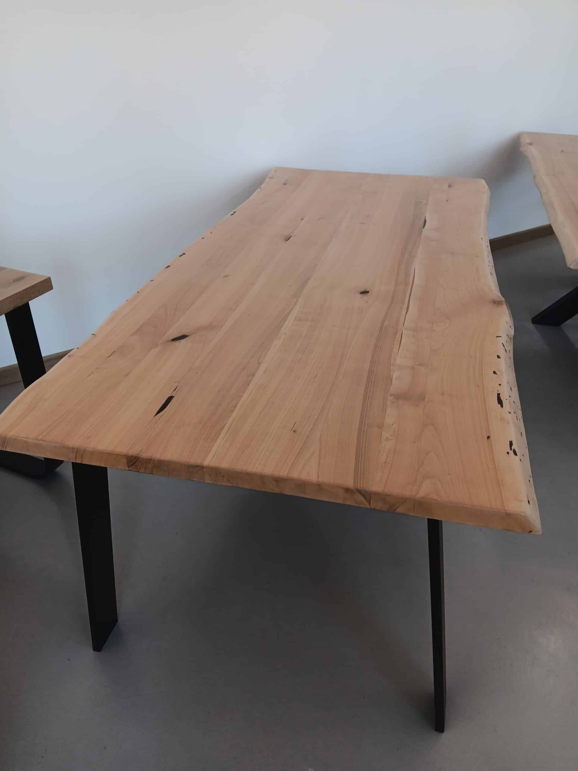 Table merisier edge